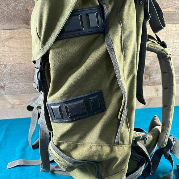*sold ebay* Berghaus Crusader 90+20 Sz 3 MMPS Camping Backpack Rucksack Green - Picture 8 of 12